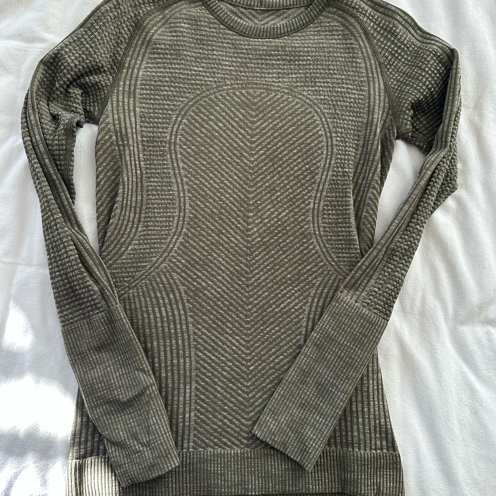Lululemon Restless Pullover
Heathered Military Green